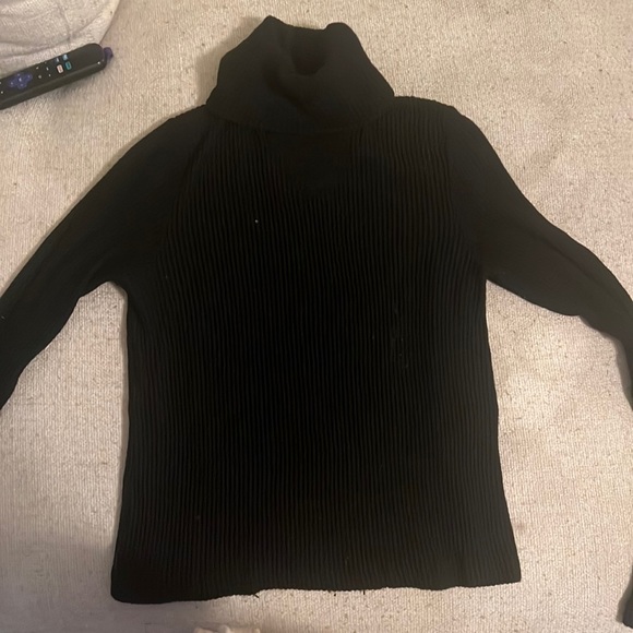 Club Monaco black turtleneck sweater - Picture 1 of 3